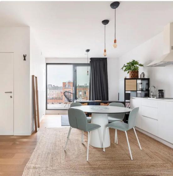 ליובן New Apartment With Big Terrace And Great Views! מראה חיצוני תמונה